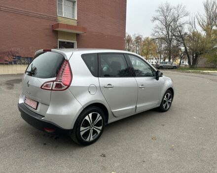 Серый Рено Сценик, объемом двигателя 1.6 л и пробегом 165 тыс. км за 8800 $, фото 2 на Automoto.ua