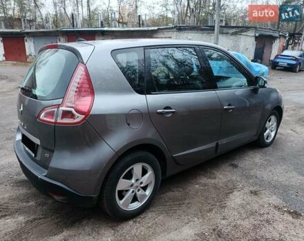 Серый Рено Сценик, объемом двигателя 1.5 л и пробегом 222 тыс. км за 7000 $, фото 16 на Automoto.ua