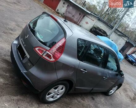 Серый Рено Сценик, объемом двигателя 1.5 л и пробегом 222 тыс. км за 7000 $, фото 18 на Automoto.ua