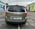 Серый Рено Сценик, объемом двигателя 1.6 л и пробегом 230 тыс. км за 7800 $, фото 6 на Automoto.ua