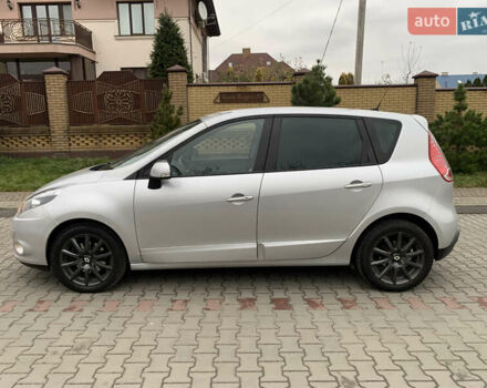 Серый Рено Сценик, объемом двигателя 1.5 л и пробегом 209 тыс. км за 7400 $, фото 9 на Automoto.ua