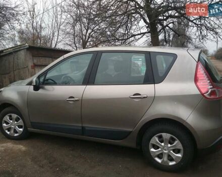 Серый Рено Сценик, объемом двигателя 1.5 л и пробегом 227 тыс. км за 7100 $, фото 7 на Automoto.ua