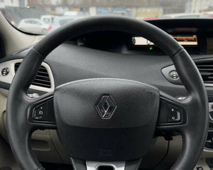 Серый Рено Сценик, объемом двигателя 1.46 л и пробегом 302 тыс. км за 6800 $, фото 69 на Automoto.ua