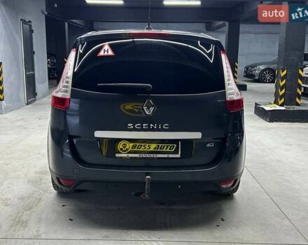 Серый Рено Сценик, объемом двигателя 2 л и пробегом 165 тыс. км за 7800 $, фото 4 на Automoto.ua