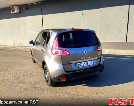 Рено Сценик 2011 в Львове на Automoto.ua Серый Рено Сценик, объемом двигателя 1.6 л и пробегом 127 тыс. км за 7000 $, фото 1 на Automoto.ua