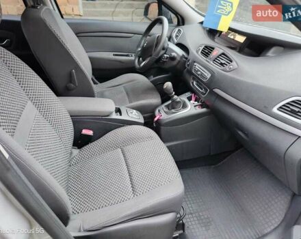 Серый Рено Сценик, объемом двигателя 1.5 л и пробегом 262 тыс. км за 6800 $, фото 6 на Automoto.ua