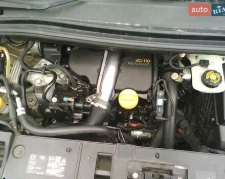 Серый Рено Сценик, объемом двигателя 1.5 л и пробегом 227 тыс. км за 7100 $, фото 4 на Automoto.ua