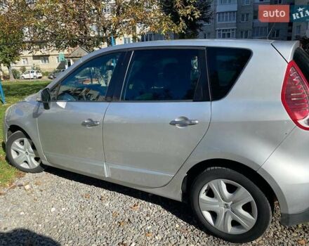 Серый Рено Сценик, объемом двигателя 1.5 л и пробегом 176 тыс. км за 6299 $, фото 7 на Automoto.ua