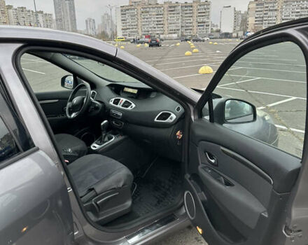 Сірий Рено Сценік, об'ємом двигуна 1.46 л та пробігом 290 тис. км за 7500 $, фото 12 на Automoto.ua