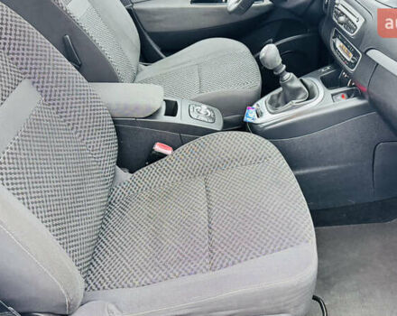 Серый Рено Сценик, объемом двигателя 1.5 л и пробегом 234 тыс. км за 7300 $, фото 22 на Automoto.ua