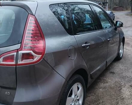 Серый Рено Сценик, объемом двигателя 1.5 л и пробегом 222 тыс. км за 7000 $, фото 6 на Automoto.ua