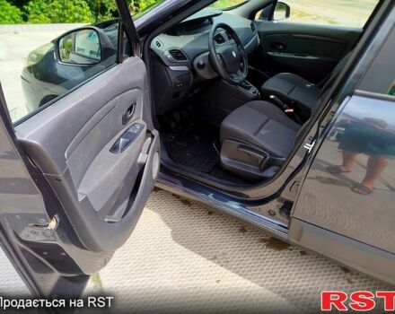 Серый Рено Сценик, объемом двигателя 1.5 л и пробегом 280 тыс. км за 6500 $, фото 5 на Automoto.ua