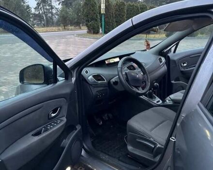 Серый Рено Сценик, объемом двигателя 1.46 л и пробегом 301 тыс. км за 5650 $, фото 10 на Automoto.ua