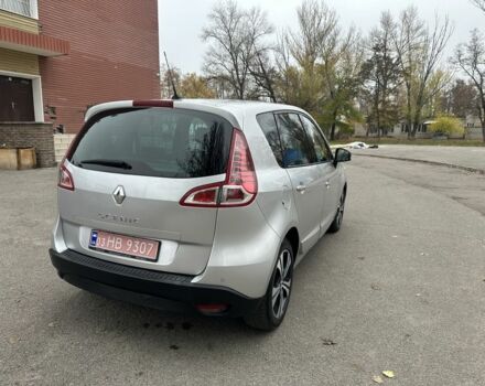 Серый Рено Сценик, объемом двигателя 1.6 л и пробегом 165 тыс. км за 8800 $, фото 3 на Automoto.ua