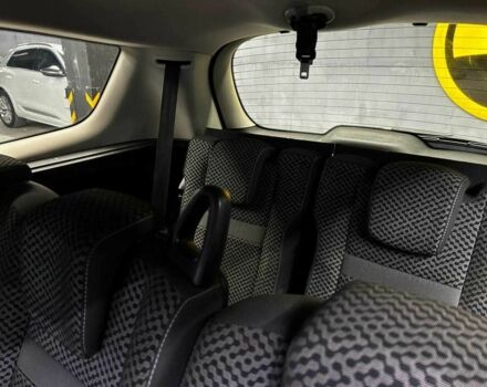 Серый Рено Сценик, объемом двигателя 1.5 л и пробегом 380 тыс. км за 6500 $, фото 15 на Automoto.ua