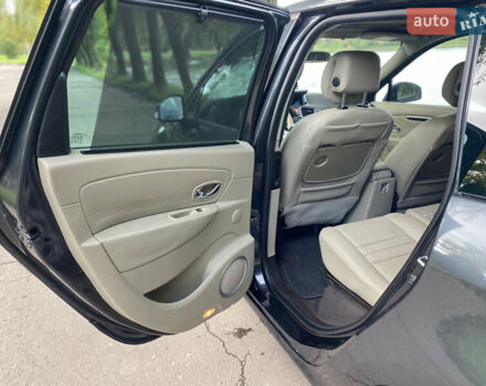 Рено Сценік 2011 у Рівному на Automoto.ua Сірий Рено Сценік, об'ємом двигуна 1.6 л та пробігом 214 тис. км за 6450 $, фото 17 на Automoto.ua