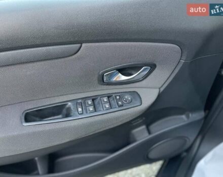 Серый Рено Сценик, объемом двигателя 1.6 л и пробегом 241 тыс. км за 7500 $, фото 38 на Automoto.ua