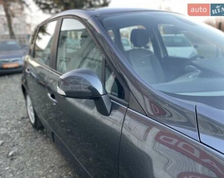 Серый Рено Сценик, объемом двигателя 1.6 л и пробегом 241 тыс. км за 7500 $, фото 12 на Automoto.ua