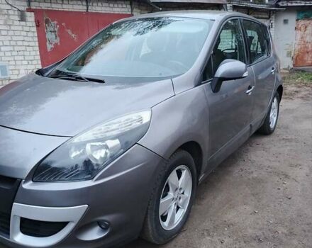 Серый Рено Сценик, объемом двигателя 1.5 л и пробегом 222 тыс. км за 7000 $, фото 5 на Automoto.ua