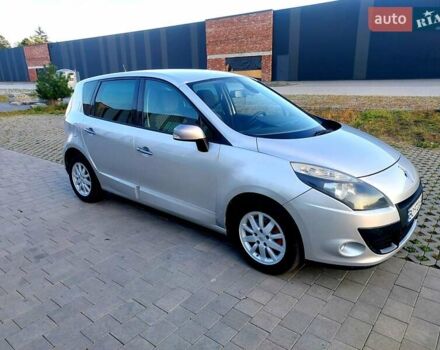 Серый Рено Сценик, объемом двигателя 1.5 л и пробегом 309 тыс. км за 6300 $, фото 4 на Automoto.ua