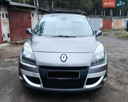 Серый Рено Сценик, объемом двигателя 1.5 л и пробегом 222 тыс. км за 7000 $, фото 1 на Automoto.ua