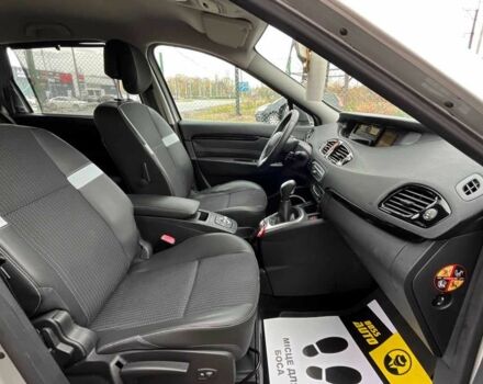 Рено Сценик 2011 в Стрые на Automoto.ua Серый Рено Сценик, объемом двигателя 2 л и пробегом 215 тыс. км за 7500 $, фото 20 на Automoto.ua