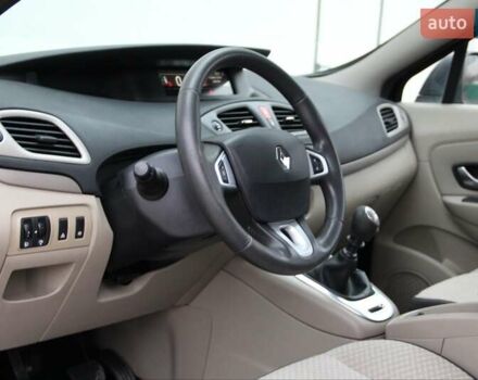 Сірий Рено Сценік, об'ємом двигуна 1.6 л та пробігом 217 тис. км за 6300 $, фото 12 на Automoto.ua