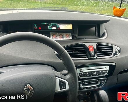 Серый Рено Сценик, объемом двигателя 1.5 л и пробегом 0 тыс. км за 8000 $, фото 5 на Automoto.ua