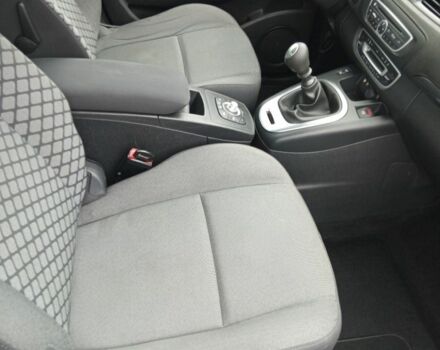 Серый Рено Сценик, объемом двигателя 1.6 л и пробегом 280 тыс. км за 7700 $, фото 6 на Automoto.ua