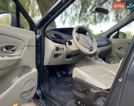 Рено Сценік 2011 у Рівному на Automoto.ua Сірий Рено Сценік, об'ємом двигуна 1.6 л та пробігом 214 тис. км за 6450 $, фото 15 на Automoto.ua