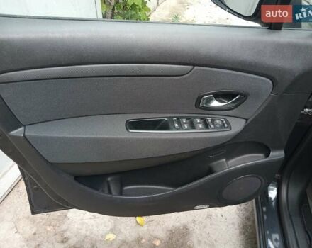 Серый Рено Сценик, объемом двигателя 1.6 л и пробегом 240 тыс. км за 7750 $, фото 2 на Automoto.ua