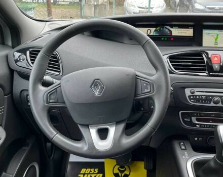 Рено Сценик 2011 в Стрые на Automoto.ua Серый Рено Сценик, объемом двигателя 2 л и пробегом 215 тыс. км за 7500 $, фото 9 на Automoto.ua