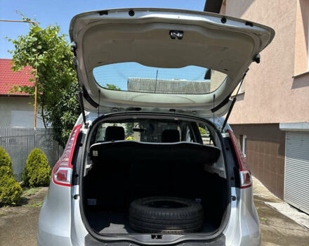 Серый Рено Сценик, объемом двигателя 1.6 л и пробегом 358 тыс. км за 6700 $, фото 4 на Automoto.ua