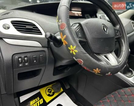 Серый Рено Сценик, объемом двигателя 1.5 л и пробегом 380 тыс. км за 6500 $, фото 7 на Automoto.ua
