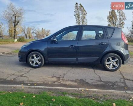 Сірий Рено Сценік, об'ємом двигуна 1.5 л та пробігом 286 тис. км за 6400 $, фото 2 на Automoto.ua