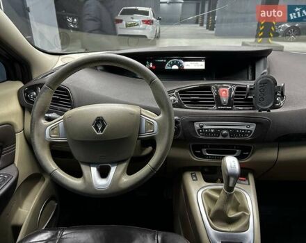 Серый Рено Сценик, объемом двигателя 2 л и пробегом 165 тыс. км за 7800 $, фото 9 на Automoto.ua
