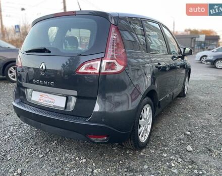 Серый Рено Сценик, объемом двигателя 1.6 л и пробегом 241 тыс. км за 7500 $, фото 15 на Automoto.ua