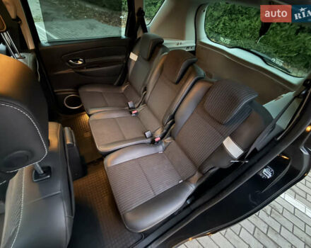 Сірий Рено Сценік, об'ємом двигуна 1.6 л та пробігом 231 тис. км за 7300 $, фото 21 на Automoto.ua