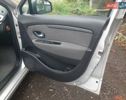 Сірий Рено Сценік, об'ємом двигуна 1.46 л та пробігом 194 тис. км за 5500 $, фото 4 на Automoto.ua