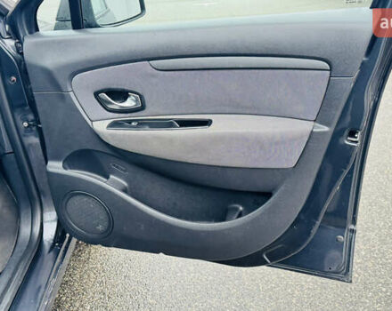 Серый Рено Сценик, объемом двигателя 1.5 л и пробегом 234 тыс. км за 7300 $, фото 21 на Automoto.ua