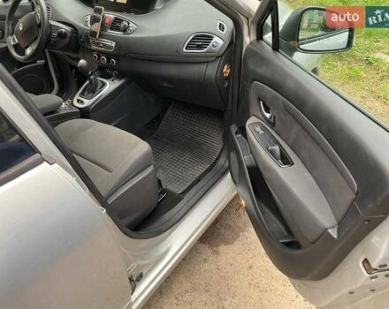 Серый Рено Сценик, объемом двигателя 1.5 л и пробегом 176 тыс. км за 6299 $, фото 66 на Automoto.ua