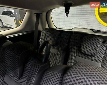 Серый Рено Сценик, объемом двигателя 1.5 л и пробегом 380 тыс. км за 6500 $, фото 15 на Automoto.ua