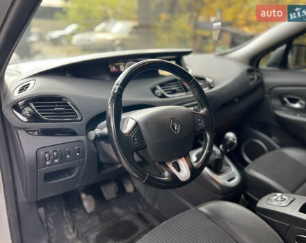 Сірий Рено Сценік, об'ємом двигуна 1.6 л та пробігом 290 тис. км за 7250 $, фото 16 на Automoto.ua