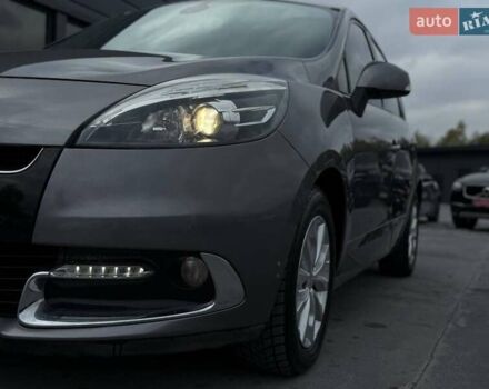Рено Сценик 2012 в Ровно на Automoto.ua Серый Рено Сценик, объемом двигателя 1.46 л и пробегом 186 тыс. км за 8600 $, фото 9 на Automoto.ua