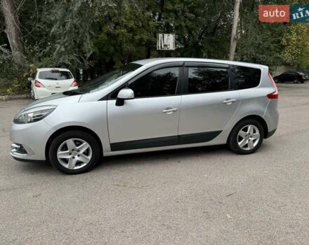 Серый Рено Сценик, объемом двигателя 1.46 л и пробегом 230 тыс. км за 6950 $, фото 16 на Automoto.ua