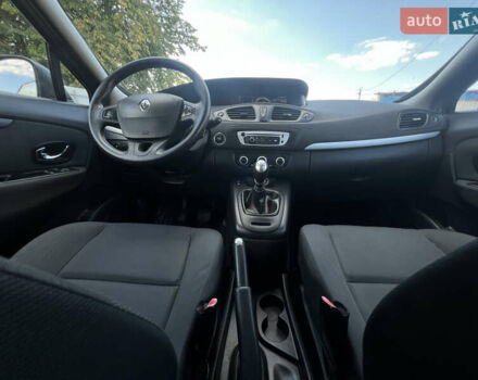 Серый Рено Сценик, объемом двигателя 1.6 л и пробегом 186 тыс. км за 7300 $, фото 37 на Automoto.ua