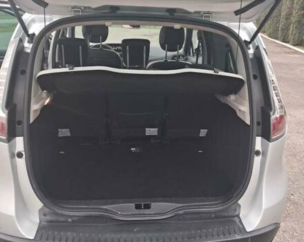 Серый Рено Сценик, объемом двигателя 1.5 л и пробегом 224 тыс. км за 8750 $, фото 25 на Automoto.ua