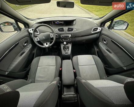 Сірий Рено Сценік, об'ємом двигуна 1.5 л та пробігом 292 тис. км за 7700 $, фото 72 на Automoto.ua