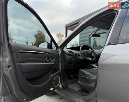 Рено Сценик 2012 в Ровно на Automoto.ua Серый Рено Сценик, объемом двигателя 1.46 л и пробегом 186 тыс. км за 8600 $, фото 24 на Automoto.ua