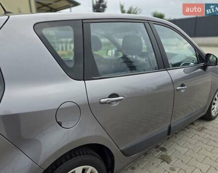 Сірий Рено Сценік, об'ємом двигуна 1.5 л та пробігом 278 тис. км за 6999 $, фото 24 на Automoto.ua